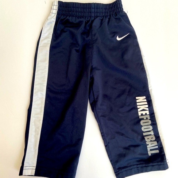 Nike Boys 18 Months Matching Navy Sweatsuit With Football Theme - Picture 4 of 5